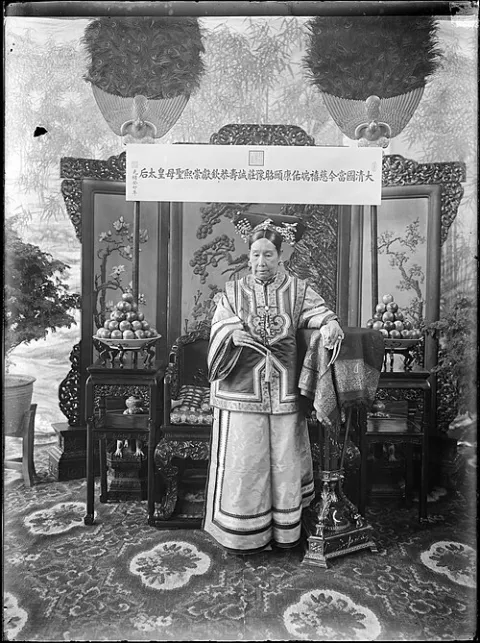 Empress Dowager Cixi, photograph